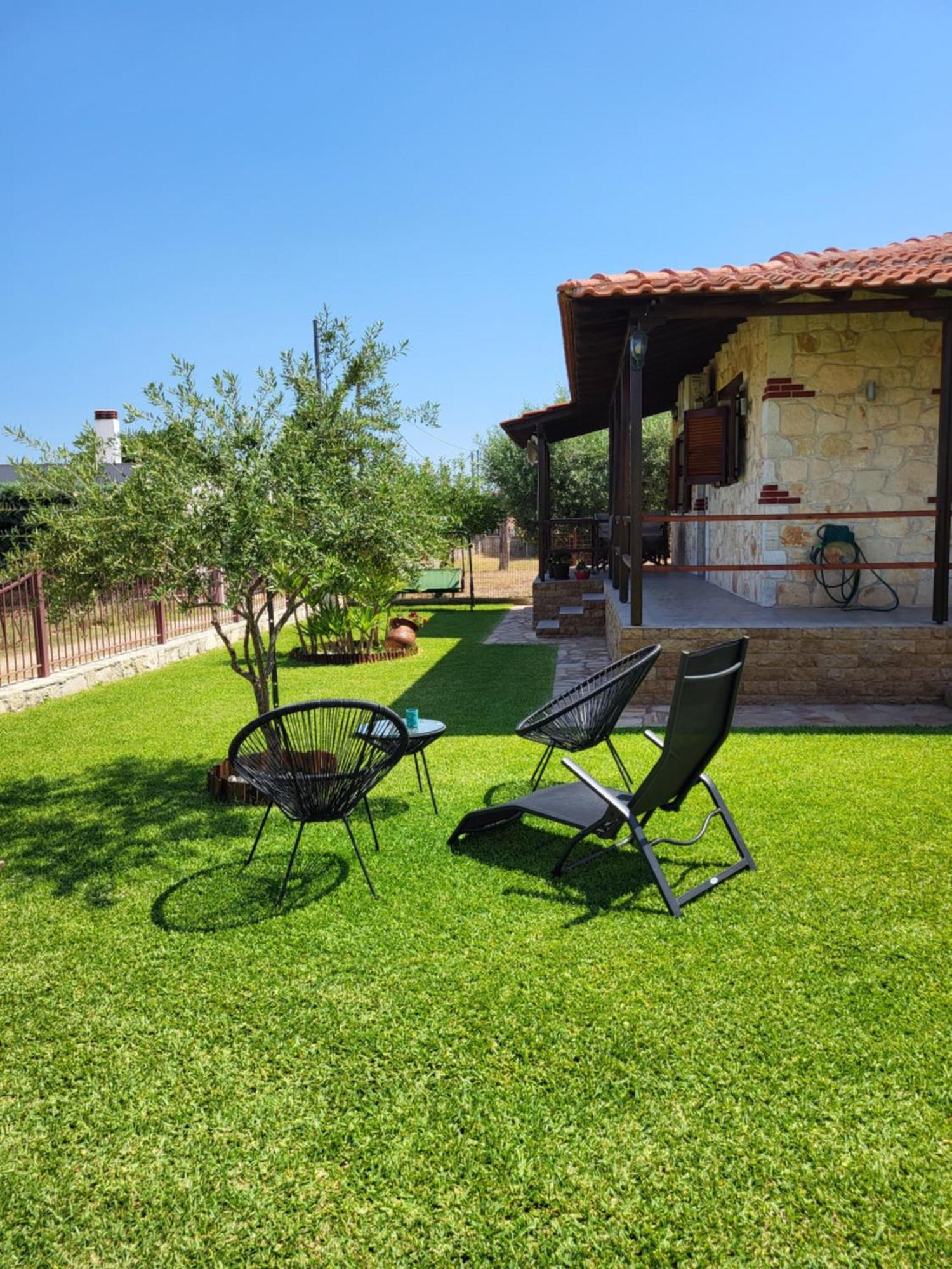 Villa Trifon By Rentalspro Services -Nea Potidea Halkidiki Экстерьер фото