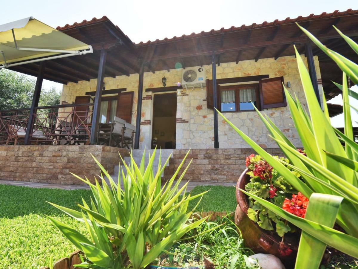 Villa Trifon By Rentalspro Services -Nea Potidea Halkidiki Экстерьер фото