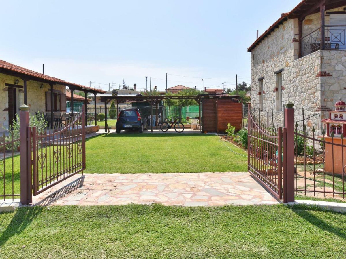 Villa Trifon By Rentalspro Services -Nea Potidea Halkidiki Экстерьер фото
